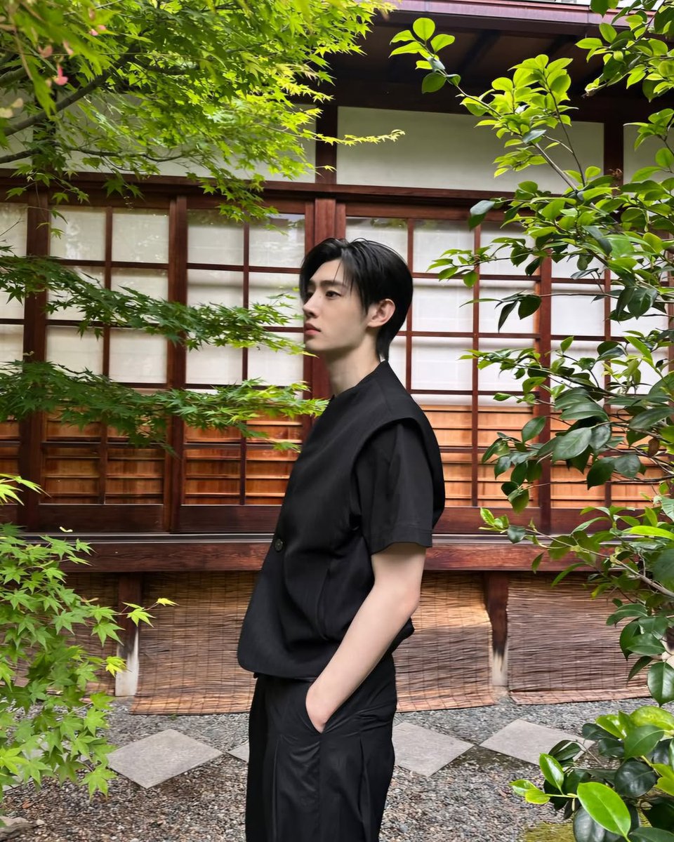 ENHYPEN_INA's tweet image. [ INSTAGRAM ]

#광고 #아더에러 #ADERERROR #アーダーエラー #SUNGHOON (1/2)

🔗 instagram.com/p/DJoNBMvTvrj/…

#ENHYPEN #엔하이픈 @ENHYPEN_members @ENHYPEN