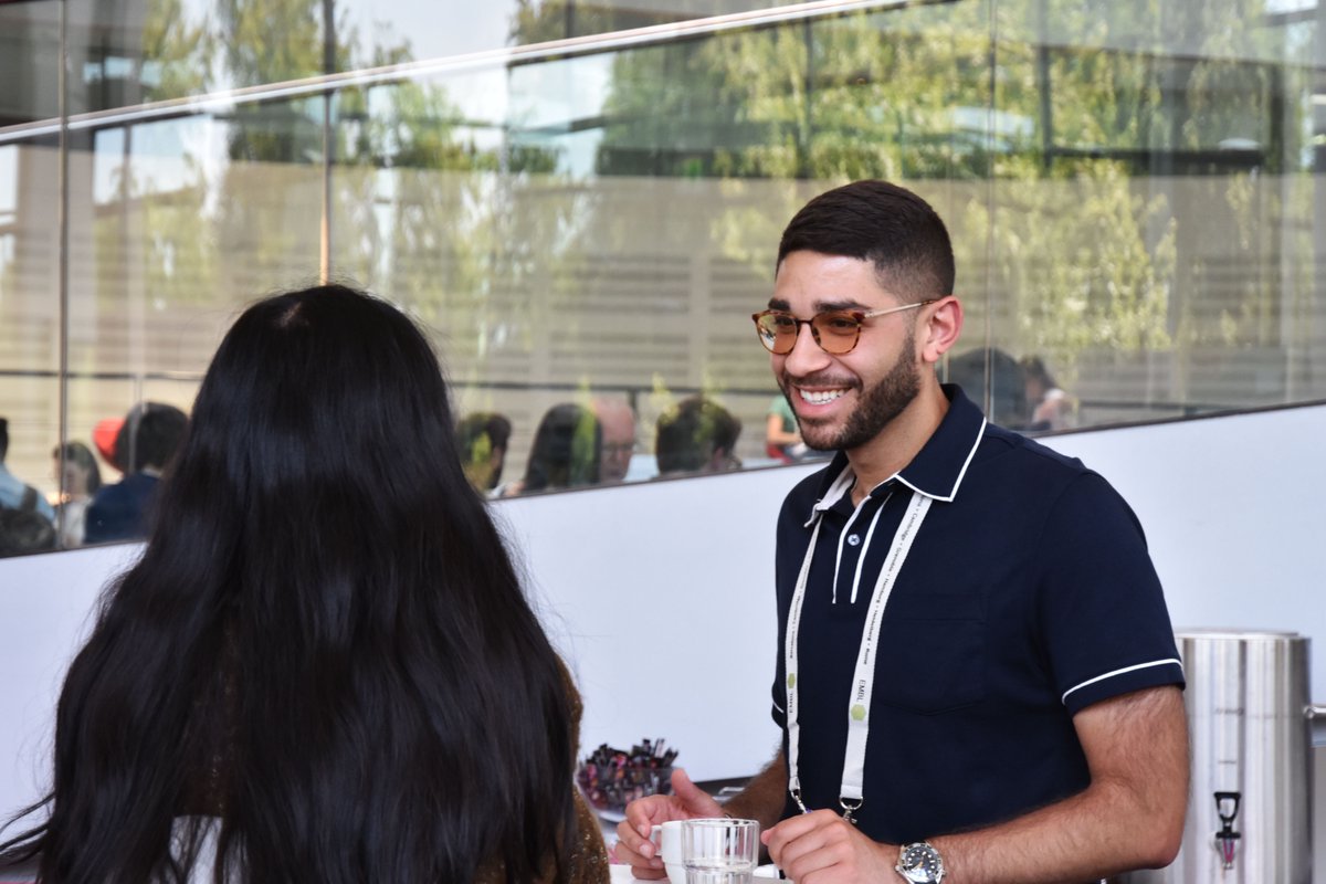 EMBLEvents's tweet photo. Lively conversations, shared laughs, and engaging networking during the breaks at #EMBLChromatin 🧬💬🤝 https://t.co/omsPiGEIX7