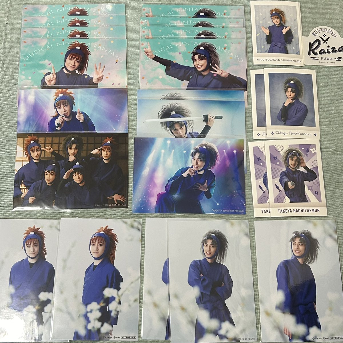 toi_sub's tweet photo. 【譲渡・交換】ミュージカル忍たま乱太郎 忍ミュ 13弾 14弾 特典 ブロマイド ランブロ ぱしゃこれ ぺたコレ

譲）潮江文次郎 食満留三郎 中在家長次 七松小平太 久々知兵助 尾浜勘右衛門 不破雷蔵 鉢屋三郎 竹谷八左ヱ門

求）リプ参照 https://t.co/4IRc5pRZdS