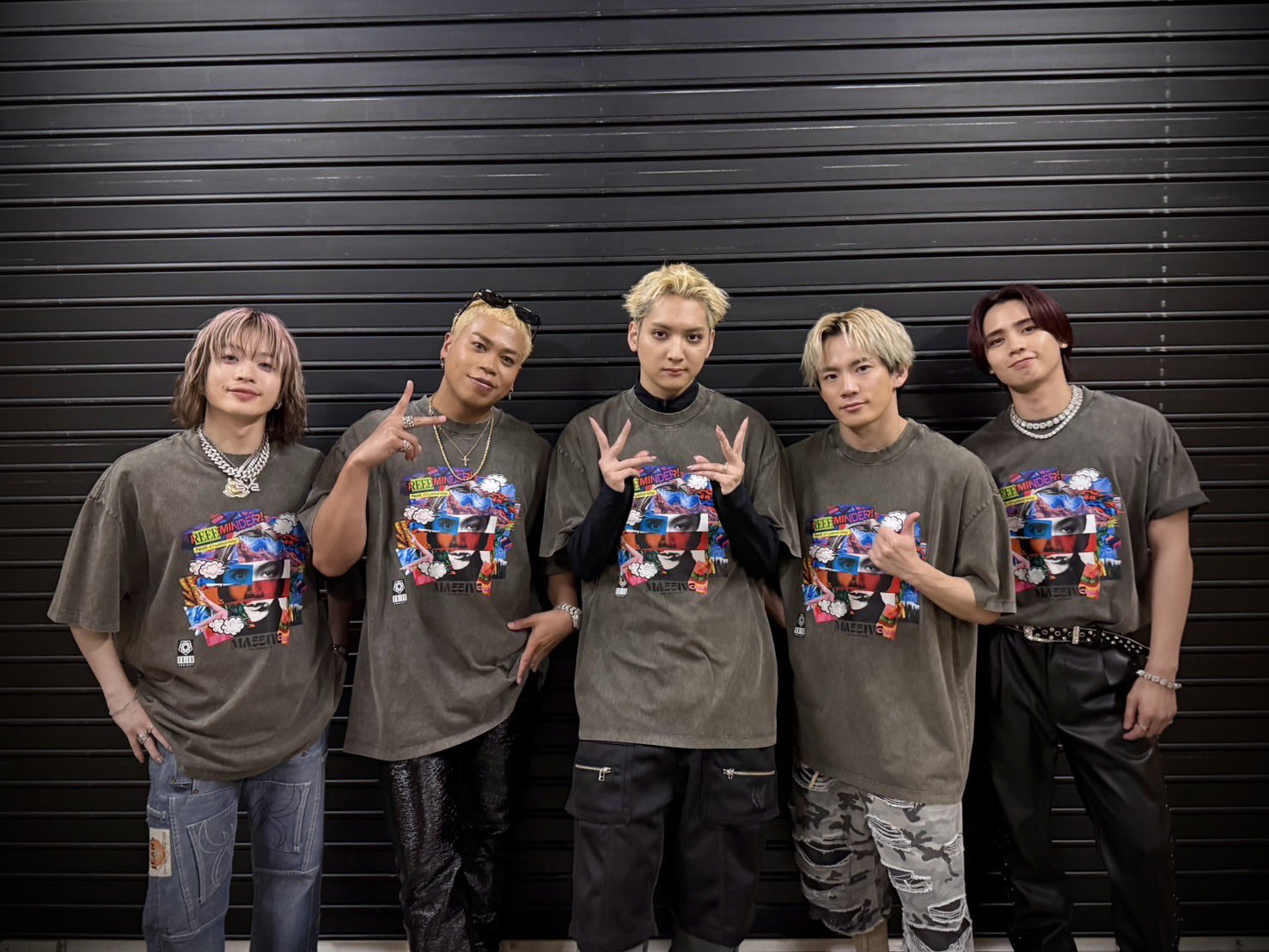 MA55IVE THE RAMPAGE REEEMINDER! Tシャツ MA55IVE THE RAMPAGE REEEMINDER! Tシャツ M - メルカリ