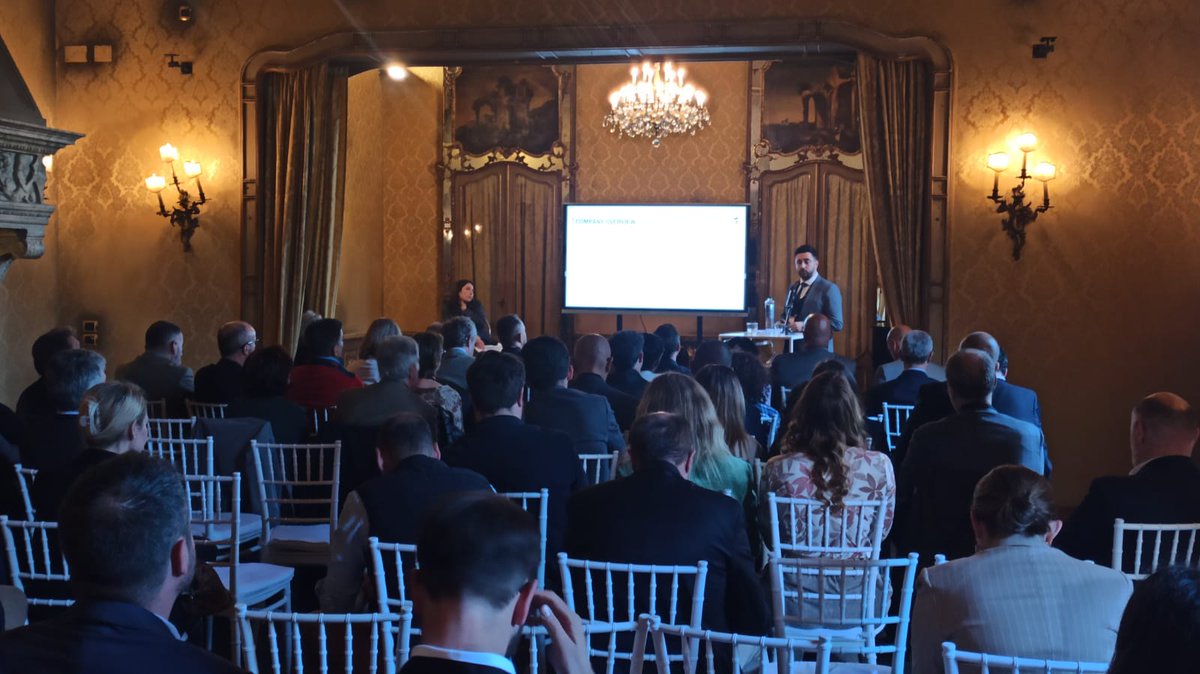 📍Palazzo Ceriana Mayneri’de düzenlenen etkinlikte, MÜSİAD İtalya Başkan Yardımcımız ve Diplomatik İlişkiler Sorumlumuz Sn. Cihan Öcal, MÜSİAD İtalya ve Turkish Aerospace Industries (TAI) adına yaptığı konuşmayla Türkiye’nin havacılık ve savunma sanayindeki vizyonunu paylaştı.