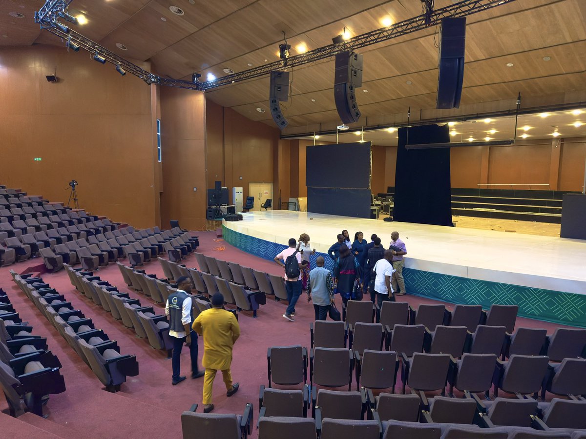 MoH (@mohs_sl) on Twitter photo It’s few more hours to go for tomorrow’s #NationalHealthSummit. #MoH’s team on the ground are bracing up for a spectacular showcase of <a href="/DembyAustin/">Austin Demby</a>’s innovative approach to patient-centered care. Be ready for exciting sessions including the role of communities to end Mpox. It’s few more hours to go for tomorrow’s #NationalHealthSummit. #MoH’s team on the ground are bracing up for a spectacular showcase of <a href="/DembyAustin/">Austin Demby</a>’s innovative approach to patient-centered care. Be ready for exciting sessions including the role of communities to end Mpox.