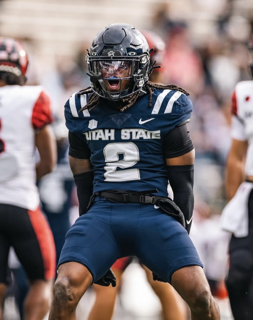 #AGTG 
After a great conversation with <a href="/CharlesMack19/">Coach Mack</a> I am blessed and thankful to receive a D1 offer to Utah State University !! <a href="/USUFootball/">USU Football</a> 
<a href="/CoachBryanLamar/">Bryan Lamar</a> <a href="/zaymartin2410/">Coach Martin</a>