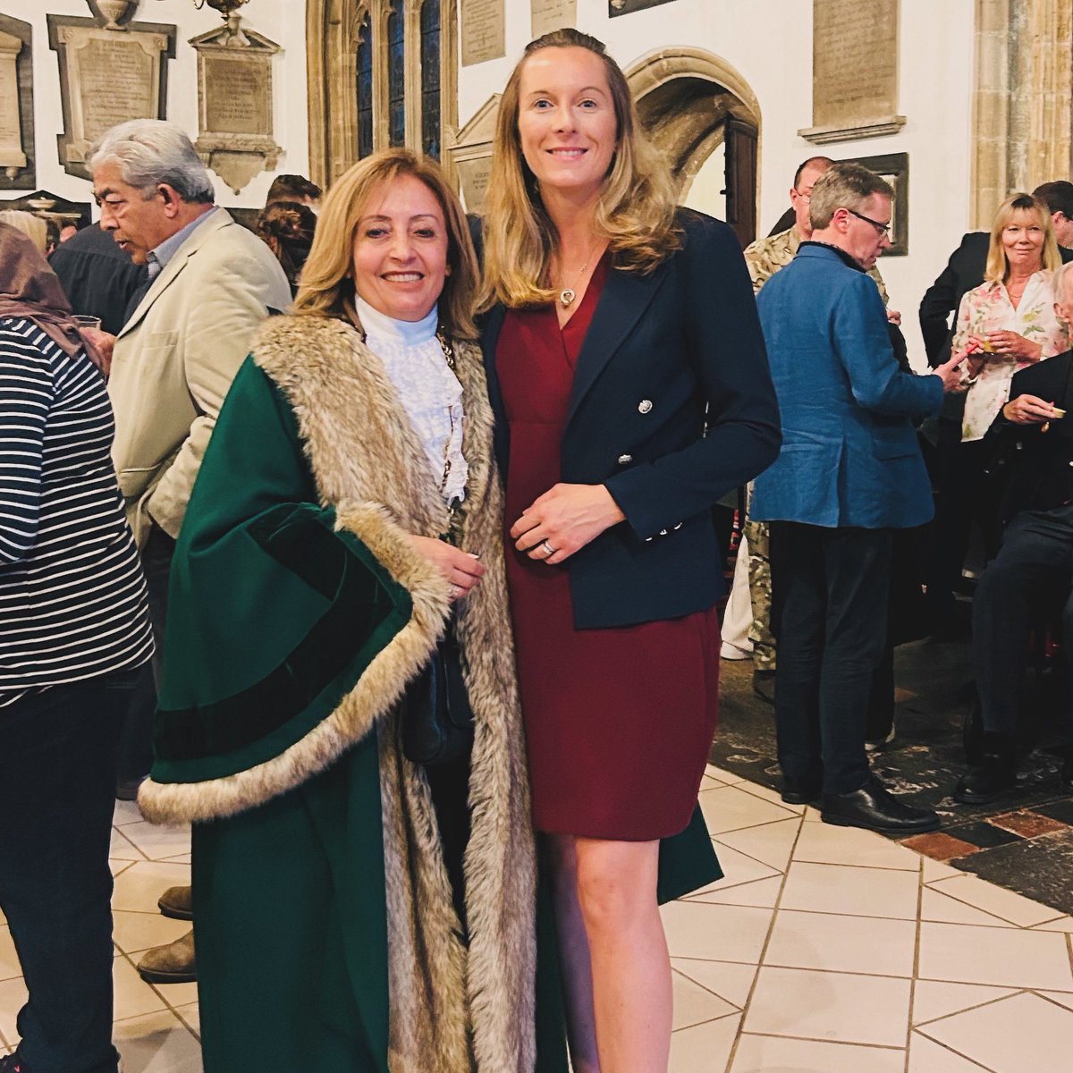 Our Trustee, colorectal surgeon consultant Kat Baker, attended the Mayor of Abingdon’s Making ceremony as the new Mayor kindly chose Occtopus as her charity of the year. We are very grateful to be chosen and wish her every success in her role.

#mayorofabingdon <a href="/abingdonmayor/">MayorOfAbingdon</a>