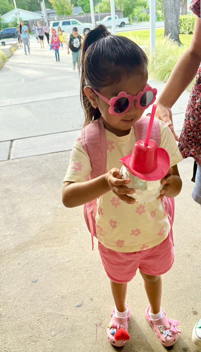 Christy Robbins (@crobbinscrs) on Twitter photo She’s got that, ‘8 days until summer break’ kind of vibe this morning, #discodrink #nrebettertogether #risdinsiders <a href="/NorthrichBears/">Northrich Elementary</a> She’s got that, ‘8 days until summer break’ kind of vibe this morning, #discodrink #nrebettertogether #risdinsiders <a href="/NorthrichBears/">Northrich Elementary</a>