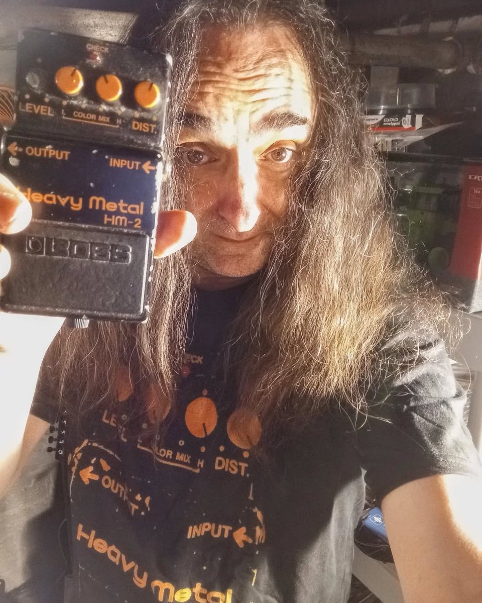 StevieHimself's tweet image. New shirt day! All knobs to the right! Yes I still have my original Boss HM-2 Heavy Metal pedal from 1983. Totally thrashed but still works after all these years.
#HeavyMetal #originalpedal #stillworks