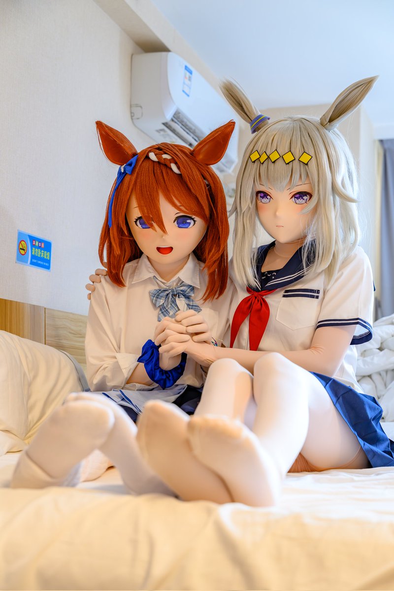《小栗帽和小海湾赛后继续争夺赛道珍贵画面》 
🌰： <a href="/JBI1Gww4cC93405/">熙太☕【葱】</a> 
🦋： <a href="/hukouya/">萤火与户口（萤户）</a>
📷： <a href="/Taigei_GD/">大鲸</a> 
#kigurumi #着ぐるみ #ウマ娘