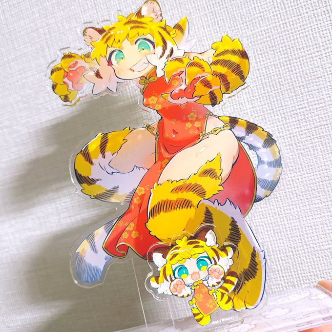 コミティア用のアクリルグッズ揃いました☺️🫶
20cmビッグケイカちゃんと、5cmちびケイカちゃん! 