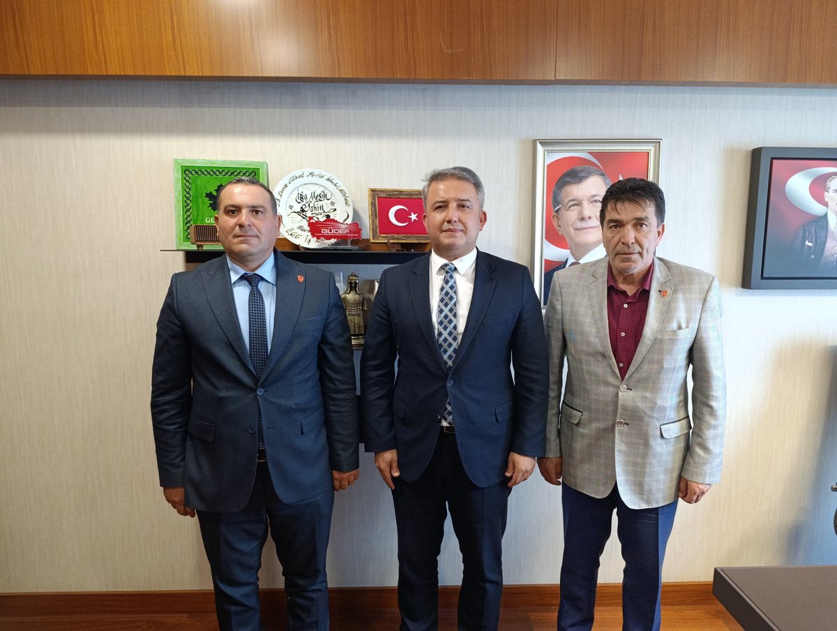 Bugün <a href="/TmsyGaziler/">T.M.S.Y GAZİ SAYILMAYANLAR</a> Başkanımız <a href="/ErtugrlGaziTmsy/">ERTUĞRUL GAZİ DEMİR</a> ve Yönetim Kurulu Başkan Yardımcımız
 Sn <a href="/mustafaulu60332/">T.M.S.Y. mustafa uludogan</a> birlikte <a href="/TBMMresmi/">TBMM</a> de <a href="/GelecekPartiTR/">Gelecek Partisi</a>
 İstanbul milletvekili  
Sn <a href="/isamesihsahin/">İsa Mesih Şahin</a>
ziyaret edilmiştir. 
Sn <a href="/isamesihsahin/">İsa Mesih Şahin</a>
ile <a href="/TmsyGaziler/">T.M.S.Y GAZİ SAYILMAYANLAR</a> vatan evlatlarının Gazilik haklarını