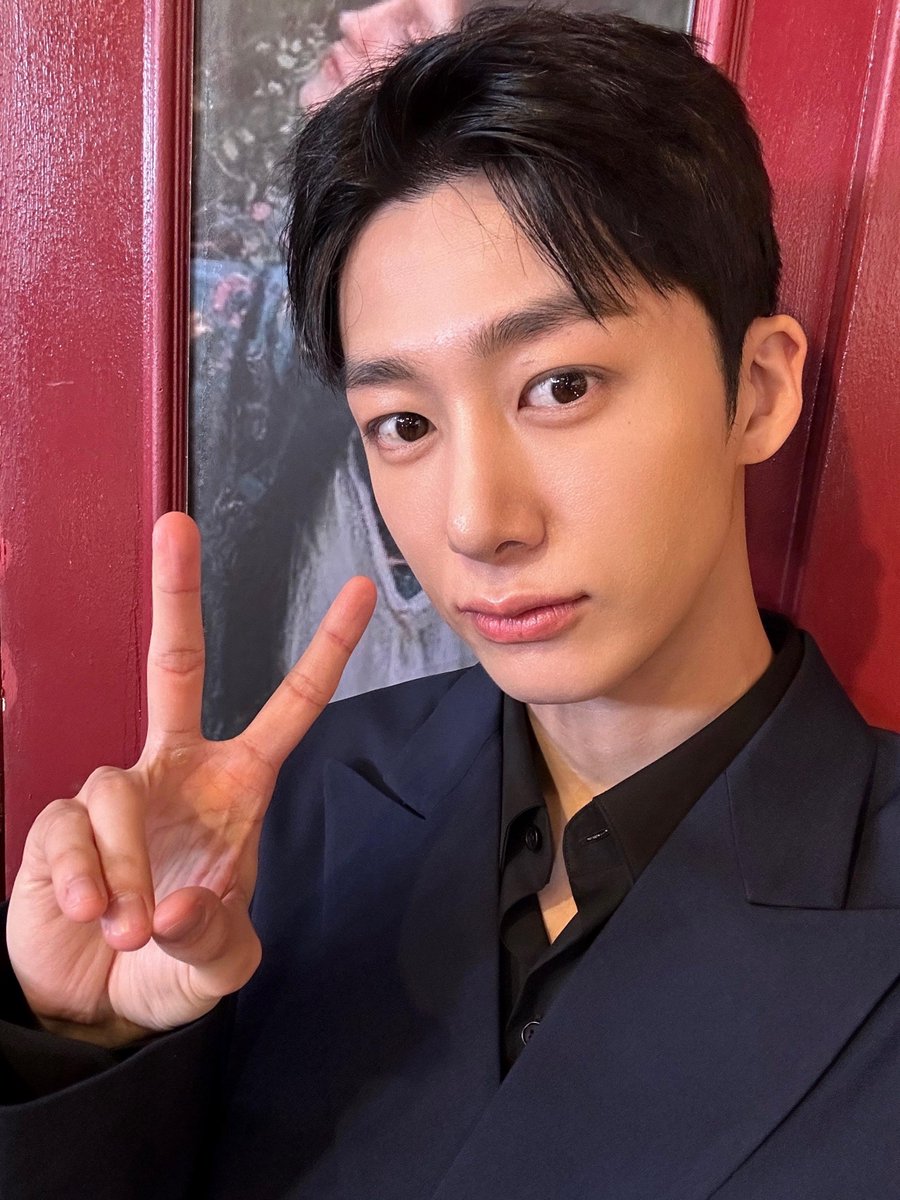 OfficialMONSTAX's tweet image. 10주년 함께 할 수 있음에 감사하고 앞으로 더 자주 만나요!! #형원