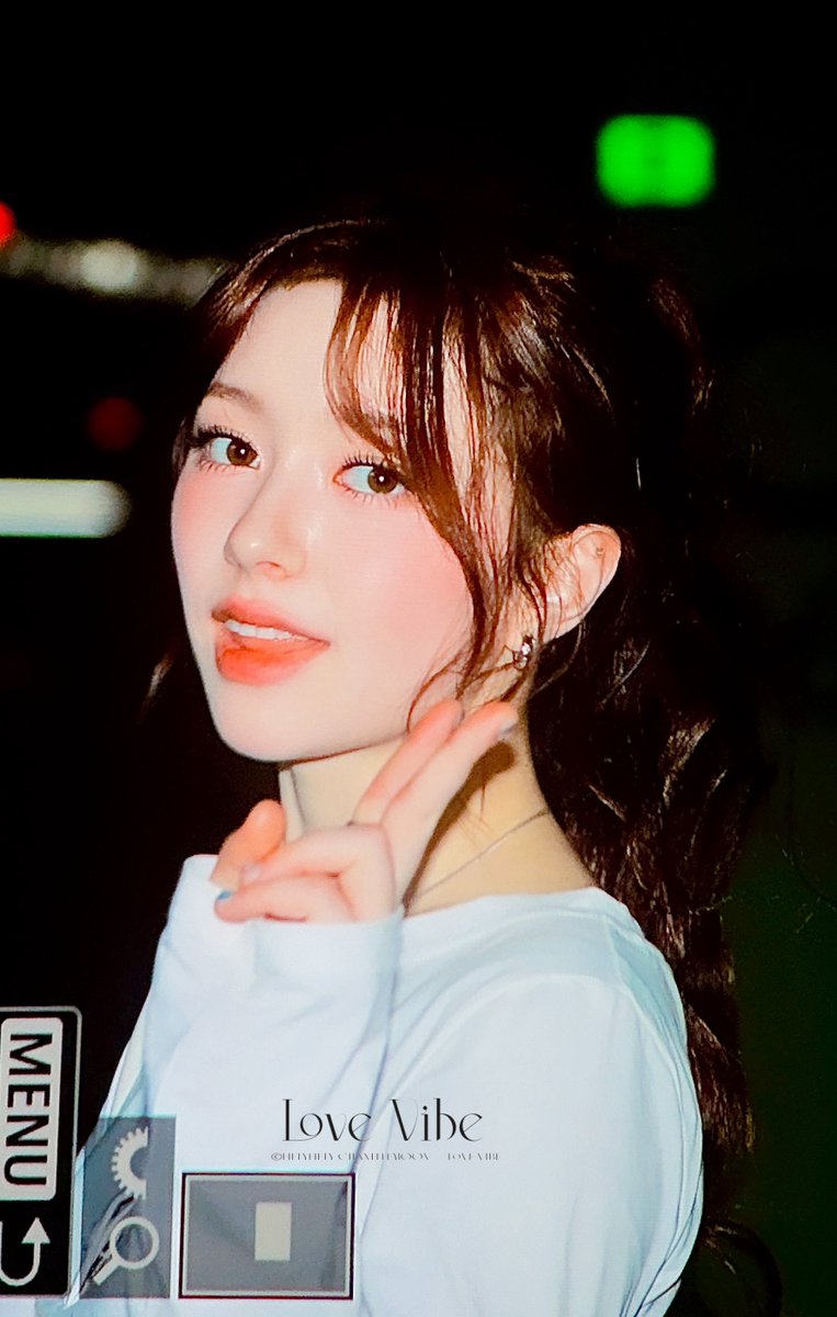 LV_fiftyfifty's tweet photo. 250514
#FIFTYFIFTY #피프티피프티
#CHANELLEMOON #문샤넬 https://t.co/1joPfsRN7N