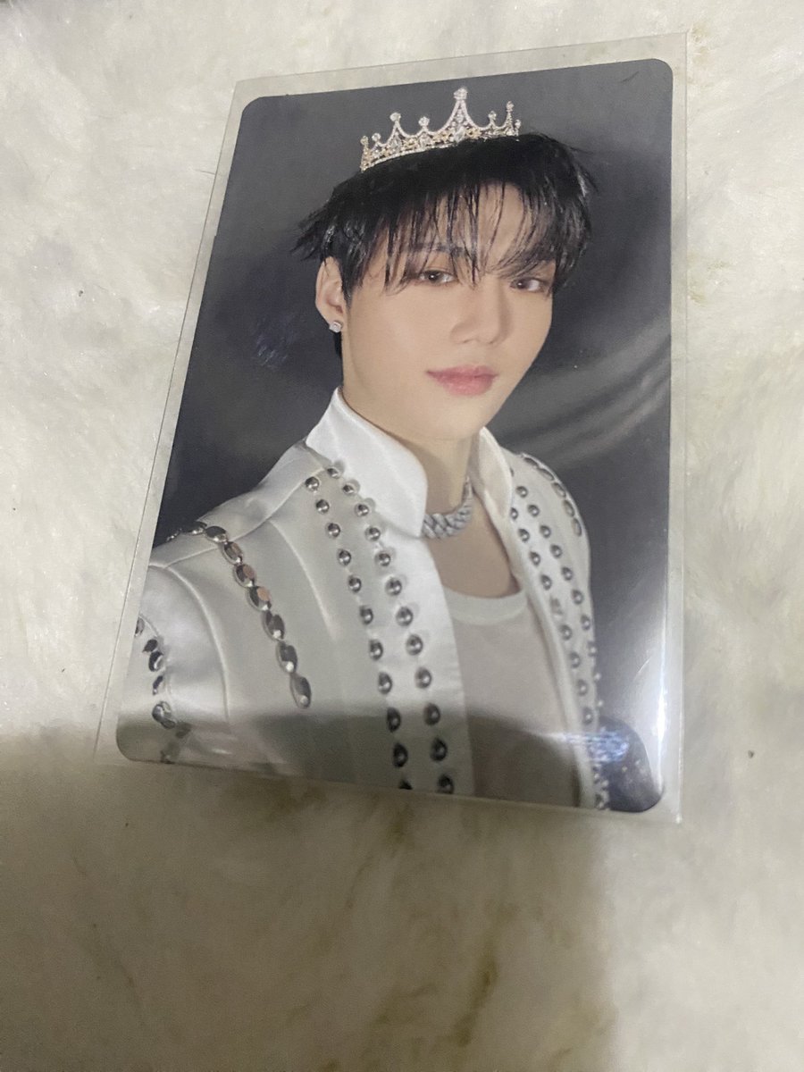 FREE CLAIM! ✨ treasure Doyoung✨Enhypen pc✨

— 9 winners can choose their chosen pc
— rt ,like &amp; follow 
— reply what’s your favorite treasure or Enhypen meme ?
— willing to shoulder sf
- ends on May 31,2025 8pm