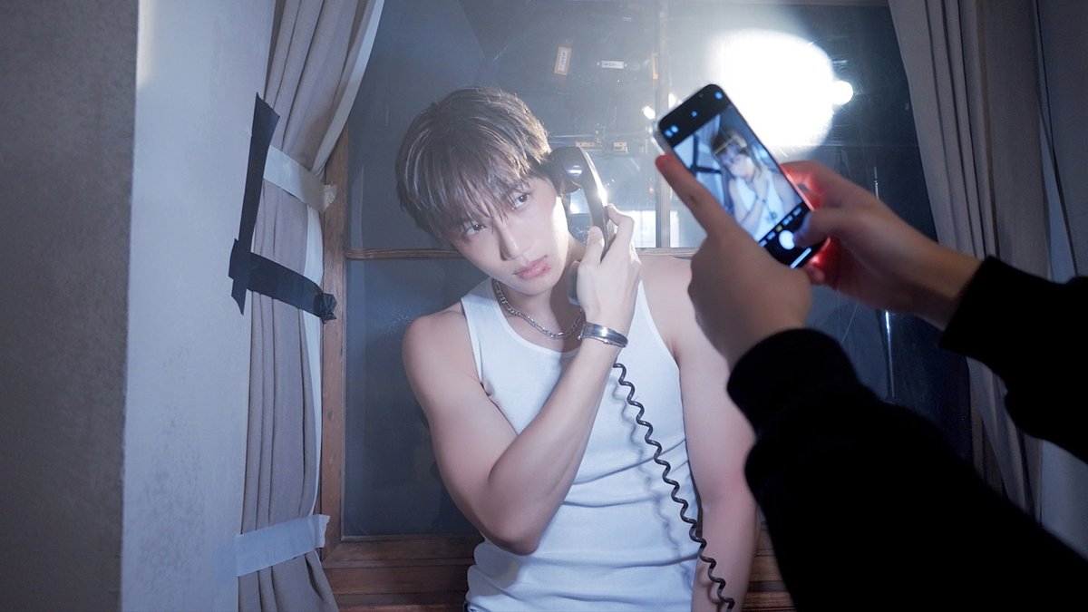 KAI 카이 'Wait On Me' MV Behind The Scenes

youtu.be/sQnscC_sDec

#KAI #카이
#EXO #엑소 #weareoneEXO
#WaitOnMe #KAI_WaitOnMe