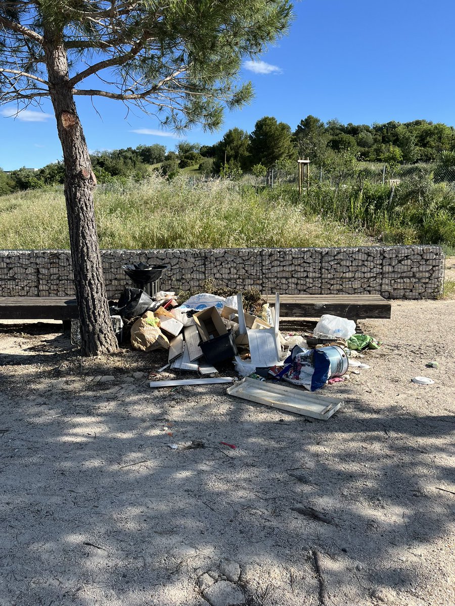 Isabelle Perrein (@isabelleperrein) on Twitter photo Les tartuffes du "front écologiste" s’agitent contre l’incinérateur de Garosud… à quelques mois des élections. Opportunisme ? Les Montpelliérains ne sont pas dupes. Ils se souviendront de vos silences passés. 
Qu’en pensez vous ? ⬇️
#Montpellier #CSR #Incinérateur Les tartuffes du "front écologiste" s’agitent contre l’incinérateur de Garosud… à quelques mois des élections. Opportunisme ? Les Montpelliérains ne sont pas dupes. Ils se souviendront de vos silences passés. 
Qu’en pensez vous ? ⬇️
#Montpellier #CSR #Incinérateur