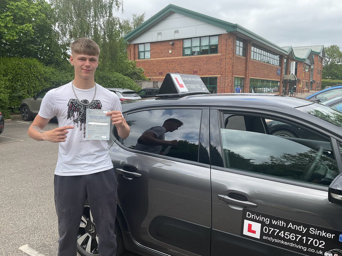 AndrewSinker's tweet image. Massive congratulations to Ellis on passing your driving test today on you first attempt. Every lesson has been a pleasure and it has been a privilege seeing you progress into a good safe driver. 
Stay safe and stay in touch👏🚗
