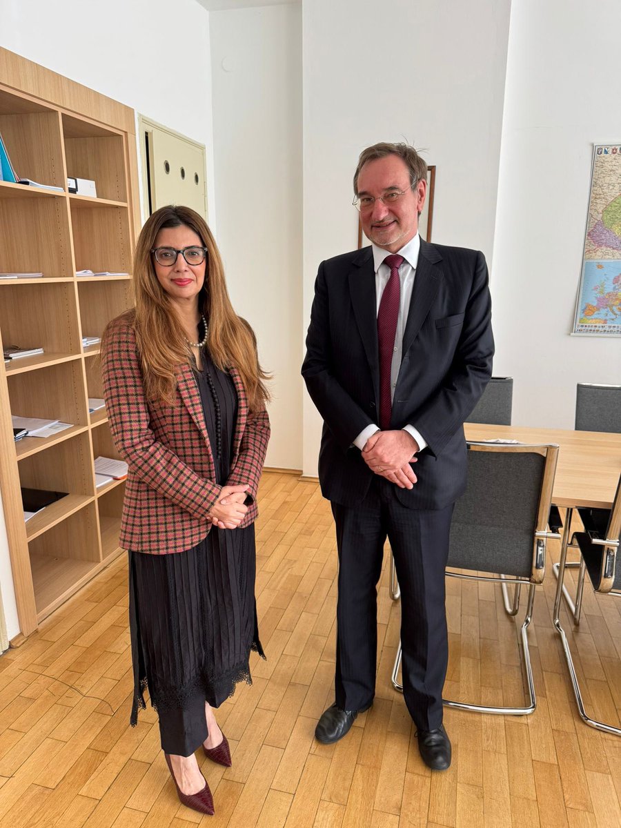 Amb. <a href="/AmbAyeshaAli/">Ayesha Ali</a> held a meeting with Amb. Jakub Karfik, DG European Affairs <a href="/CzechMFA/">Czech Ministry of Foreign Affairs</a>. They discussed matters of mutual interest including trade relations with the EU. Amb. Karfik served as the first Czech Amb. to 🇵🇰and recalled his time in Islamabad with much warmth.🇵🇰🤝🇨🇿