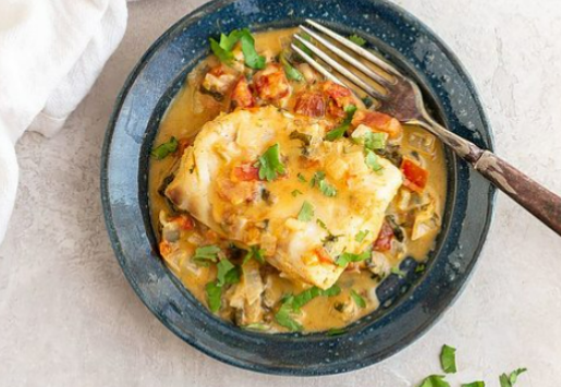 KristenJakobitz's tweet photo. Adding #cod to your menu can support hormone balance due to its rich content of omega-3 fatty acids, helpful for reducing inflammation, and iodine, a crucial mineral for thyroid function and hormone regulation.

Try this citrus cod recipe this week: https://t.co/KXw99zTrwI

#HealthyRecipes #HormoneHealth #ThyroidHealth