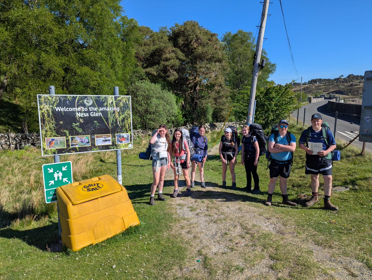 Carrick_Academy's tweet image. Our S3 pupils just completed their 2-day, 1-night #DofE Bronze expedition! 🥾⛺
They hiked 20km+ through Craigengillan Estate & Loch Doon, carried full kit, camped out, and nailed it in tough conditions.
Attitude, effort & behaviour = outstanding. 👏
#OutdoorEd #DofEScotland
