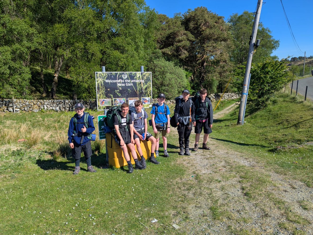 Carrick_Academy's tweet image. Our S3 pupils just completed their 2-day, 1-night #DofE Bronze expedition! 🥾⛺
They hiked 20km+ through Craigengillan Estate & Loch Doon, carried full kit, camped out, and nailed it in tough conditions.
Attitude, effort & behaviour = outstanding. 👏
#OutdoorEd #DofEScotland