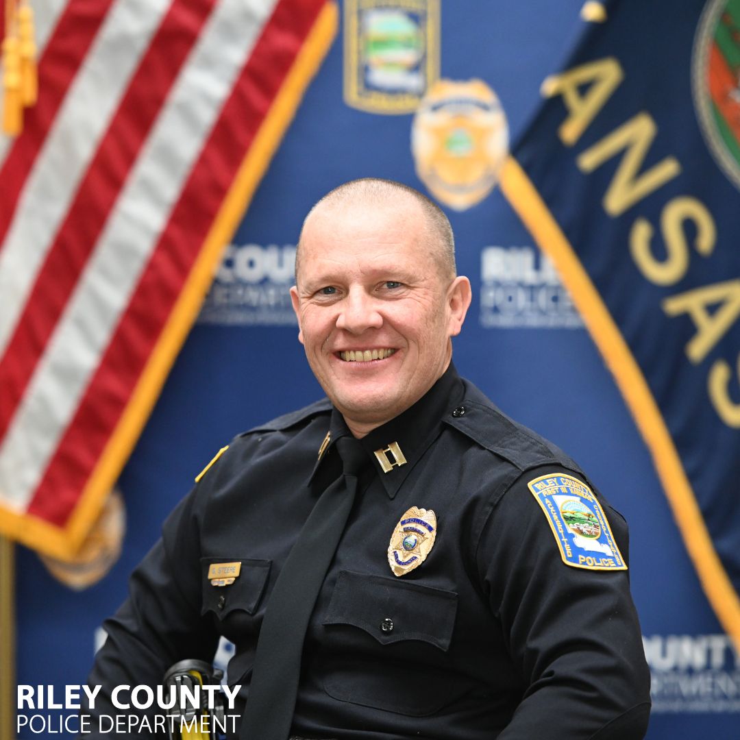 Today, we honor Greg Steere for his incredible 25 years of service to the RCPD! 🚔✨

Greg’s commitment, leadership, and unwavering dedication have made a lasting impact. Thank you for your hard work, passion, and service over the years. Here’s to many more achievements ahead!