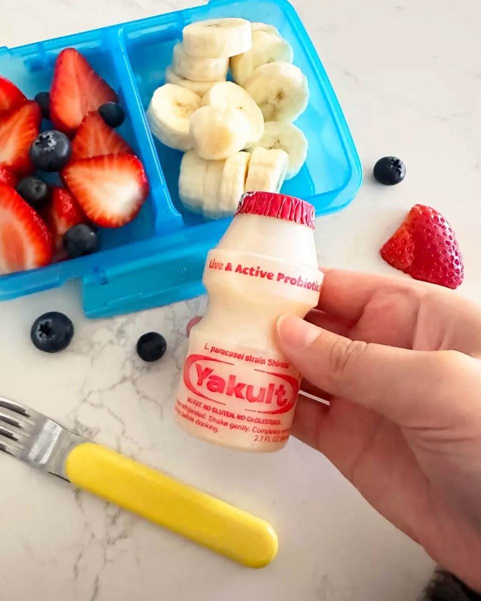 sjgroup_mv's tweet photo. Snack time can be even happier!
Yakult adds a burst of joy to every kid’s snack break — it’s tasty, fun, and full of good vibes in every bottle 📷
#Yakult #YakultLight #Yakultusa #Probiotics #FunctionalBeverage #ProbioticDrink #Drink #YakultEveryday #ILoveYakult #NonFat https://t.co/NoUTt9fDSY
