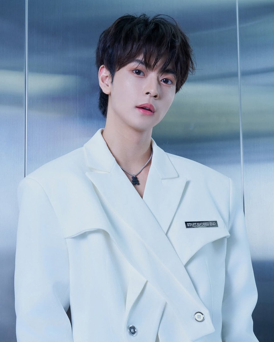7to8france's tweet photo. INSTAGRAM ≫ Des photos de #XUEJUN ont été publiées !

#KYOCHUN #王學駿 #쿄준
#SEVENTOEIGHT #7to8 https://t.co/ZbV4VSVALJ