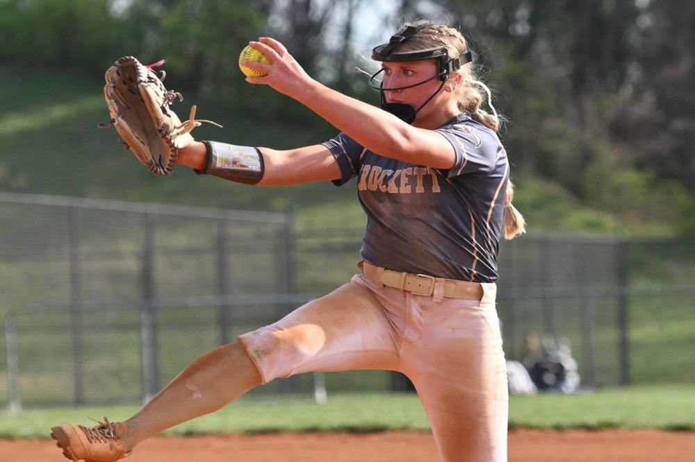 A big shoutout to 𝑴𝒂𝒅𝒆𝒍𝒚𝒏 𝑫𝒖𝒍𝒂𝒏𝒆𝒚 from David Crockett &amp; 𝑳𝒆𝒍𝒂 𝑩𝒚𝒓𝒅 from Unicoi County as they face off against each other in the 3A Regional Championship Game! 

📅 Wed. at 6:00 PM 
📍 David Crockett HS

#BeEliteBeSeen #Softball #IndoorFacility 

🔴🥎🔵