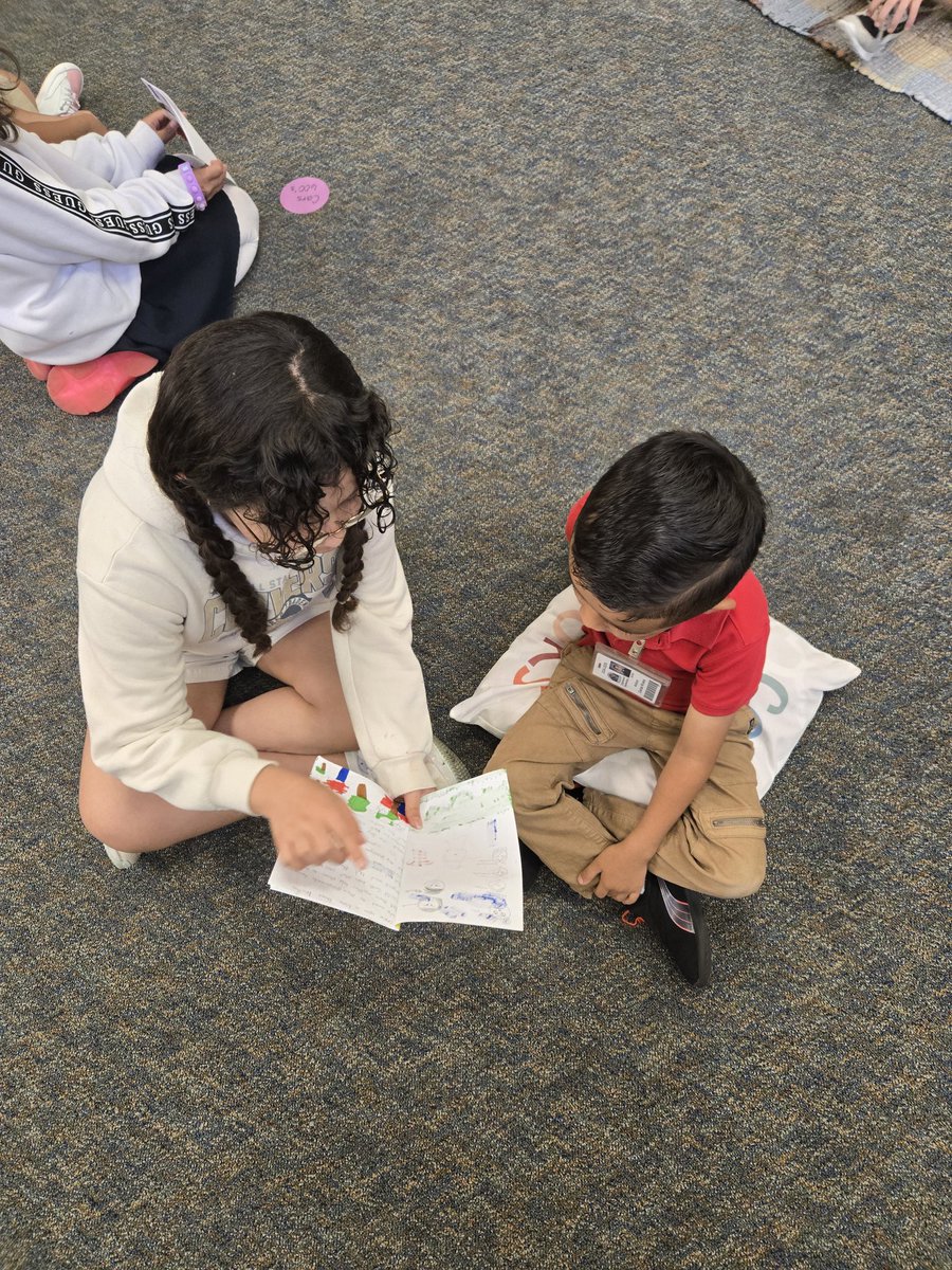 Jessica Tejada (@jtejadaewe) on Twitter photo Third graders reading to kindergarten students today <a href="/ewesbisd/">Edgewood Elementary</a> <a href="/SBISD/">Spring Branch ISD</a> Third graders reading to kindergarten students today <a href="/ewesbisd/">Edgewood Elementary</a> <a href="/SBISD/">Spring Branch ISD</a>