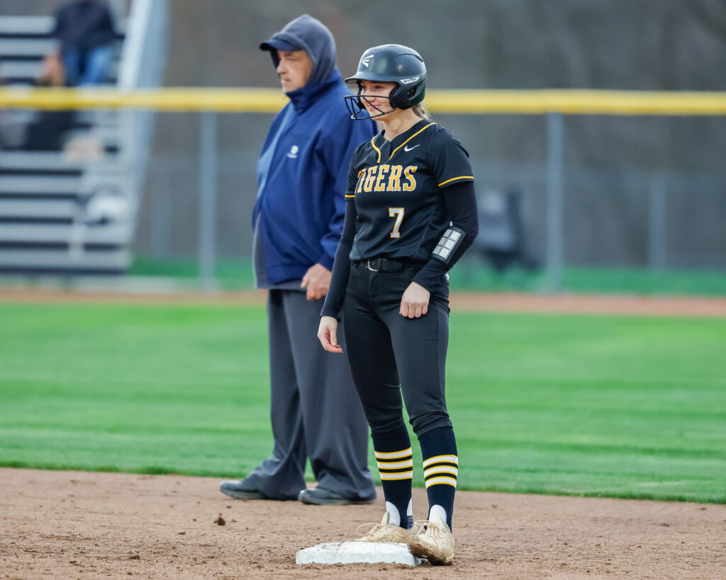 Softball News: 4 <a href="/NAs0ftball/">NA Fastpitch Softball</a> players named to <a href="/Big56Conference/">Big 56 Conference</a> all-section team

🔗: athletics.northallegheny.org/news/four-tige…