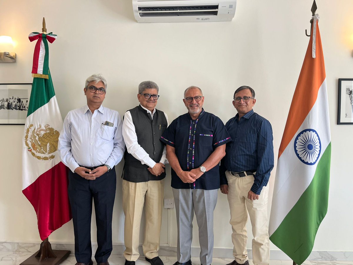 Embassy of Mexico in India 🇲🇽 (@embamexind) on Twitter photo 🇲🇽Ambassador <a href="/fsalasl/">Federico Salas</a> met with Mr. Tridib Chatterjee (President, Kolkata Book Fair), <a href="/DibyajyotiM4565/">Dibyajyoti Mukhopadhyay</a> (Director, Indo Hispanic Language Academy), & Mr. Milinda De (Member, Publishers & Booksellers Guild) to explore potential cultural & literary collaborations at <a href="/kolkataboimela/">Kolkata Book Fair</a>. 🇲🇽Ambassador <a href="/fsalasl/">Federico Salas</a> met with Mr. Tridib Chatterjee (President, Kolkata Book Fair), <a href="/DibyajyotiM4565/">Dibyajyoti Mukhopadhyay</a> (Director, Indo Hispanic Language Academy), & Mr. Milinda De (Member, Publishers & Booksellers Guild) to explore potential cultural & literary collaborations at <a href="/kolkataboimela/">Kolkata Book Fair</a>.