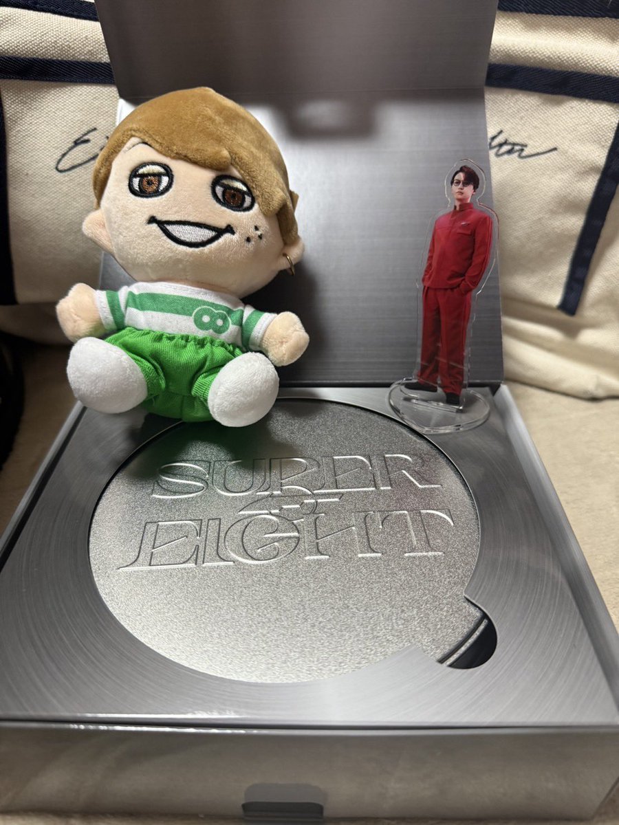 Aimin1030's tweet image. 去年の9月1日
静岡公演が中止になって
ずっとずっと待ちに待っていた円盤化🥹💕
やっと見れる😭💚💚💚
 #SUPER_EIGHT
 #超アリーナツアー2024
 #eighter