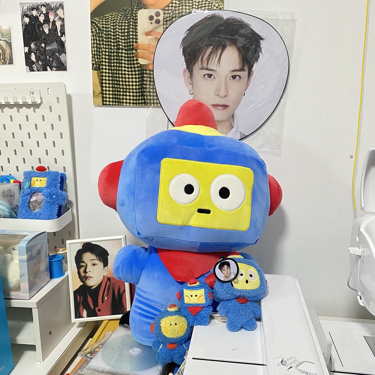 shiga_kwang95's tweet image. โตเล็ก กะ โตหย่ายยย 🤖