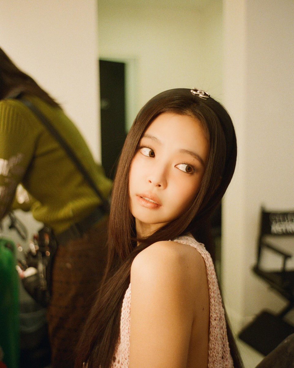 jennie pics tweet media