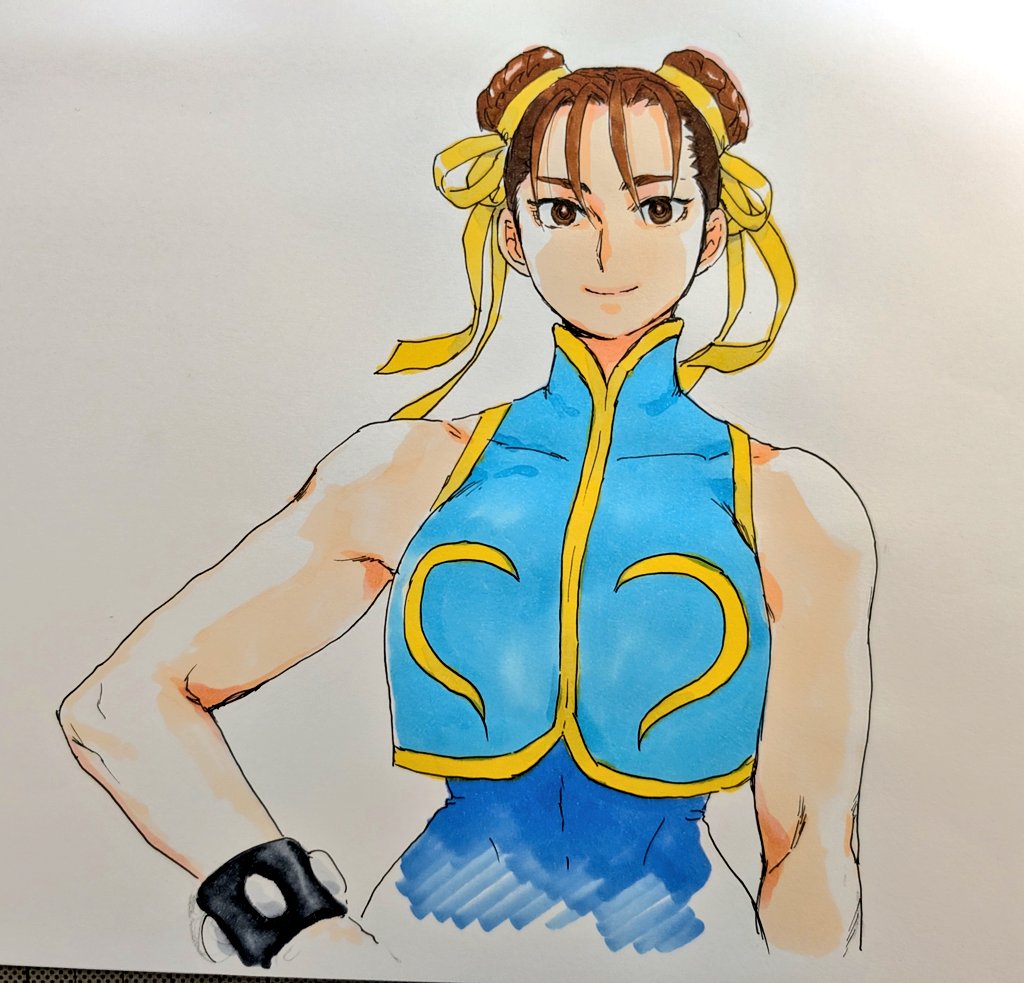 大体塗れたかな〜コピックは終わり。