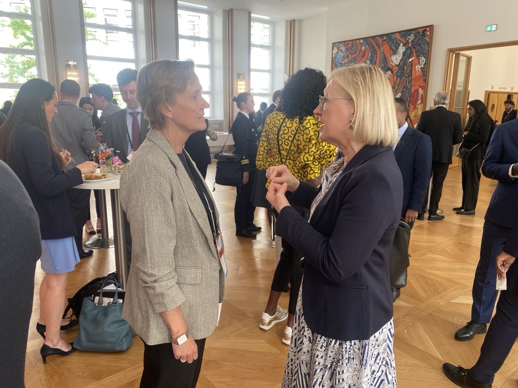 Delighted to join the #PKMinisterial to highlight the links between peacebuilding and peacekeeping — and to hold key meetings, including with our generous host Germany🇩🇪 and peacebuilding partner Liberia🇱🇷. #pkm2025