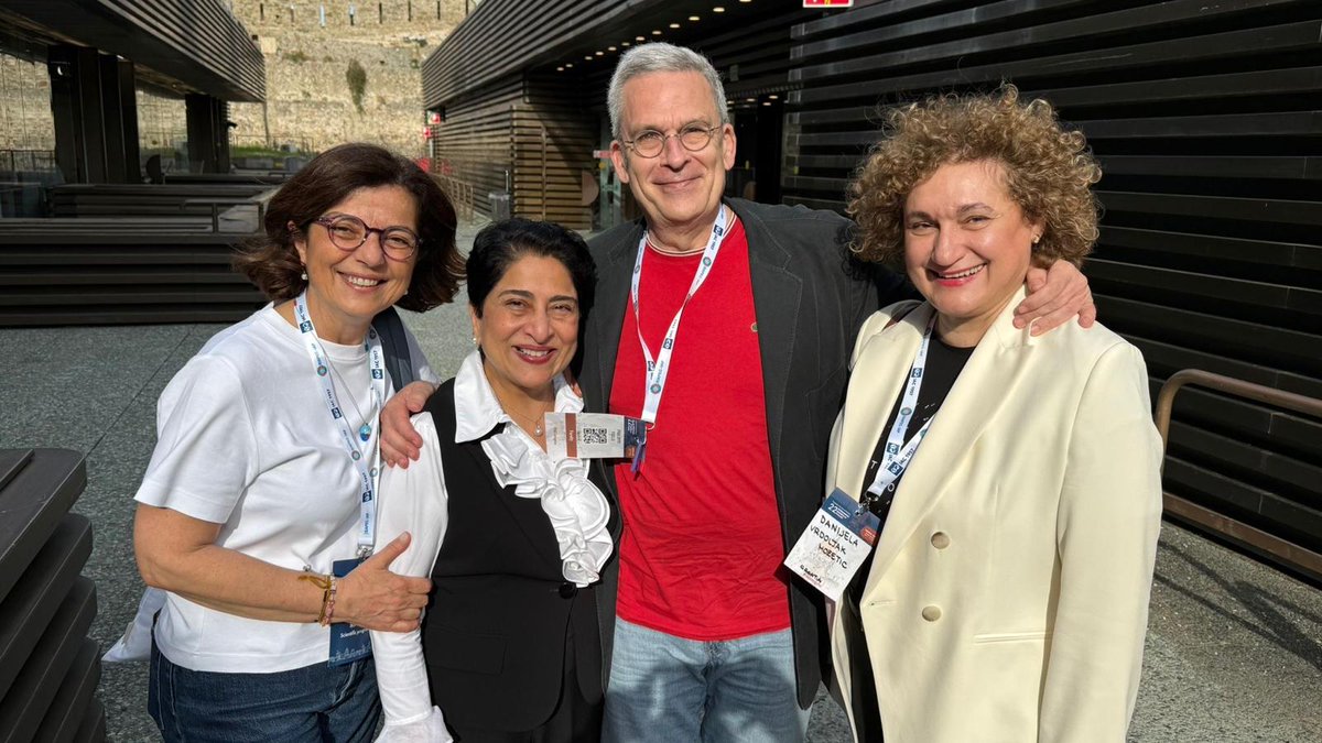 Lola Lozano (@mdlozanoe) on Twitter photo Some Cytofriends at #IACcongress love you, guys 🥰😍🤩 <a href="/IACytology/">International Academy Cytology</a> <a href="/CytologyEFCS/">EFCS</a> <a href="/SECitologia/">Sociedad Española de Citología</a> <a href="/MauroSaieg/">Mauro Saieg, MD, PhD, FIAC</a> <a href="/MansoAso/">Sonsoles Aso Manso</a> <a href="/DianaEstherossi/">Esther Diana Rossi</a> <a href="/Sinchita_Roy/">Sinchita Roy MD PhD</a> <a href="/NayarRitu/">Ritu Nayar, MD</a> Some Cytofriends at #IACcongress love you, guys 🥰😍🤩 <a href="/IACytology/">International Academy Cytology</a> <a href="/CytologyEFCS/">EFCS</a> <a href="/SECitologia/">Sociedad Española de Citología</a> <a href="/MauroSaieg/">Mauro Saieg, MD, PhD, FIAC</a> <a href="/MansoAso/">Sonsoles Aso Manso</a> <a href="/DianaEstherossi/">Esther Diana Rossi</a> <a href="/Sinchita_Roy/">Sinchita Roy MD PhD</a> <a href="/NayarRitu/">Ritu Nayar, MD</a>