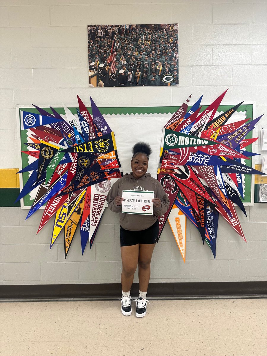 Congrats to Makenzie Lauderdale on her commitment to WKU!