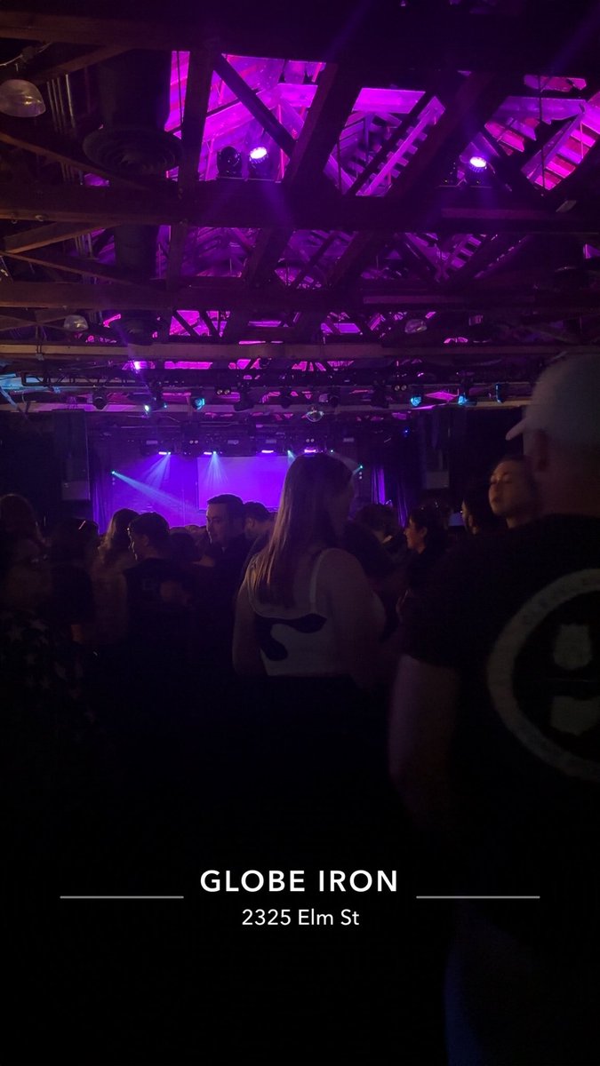 KateBaileyDO's tweet image. Officially moved to Cleveland and already went to my first concert with my mom! The @globeironcle is a must visit venue if you’re in Cleveland!
