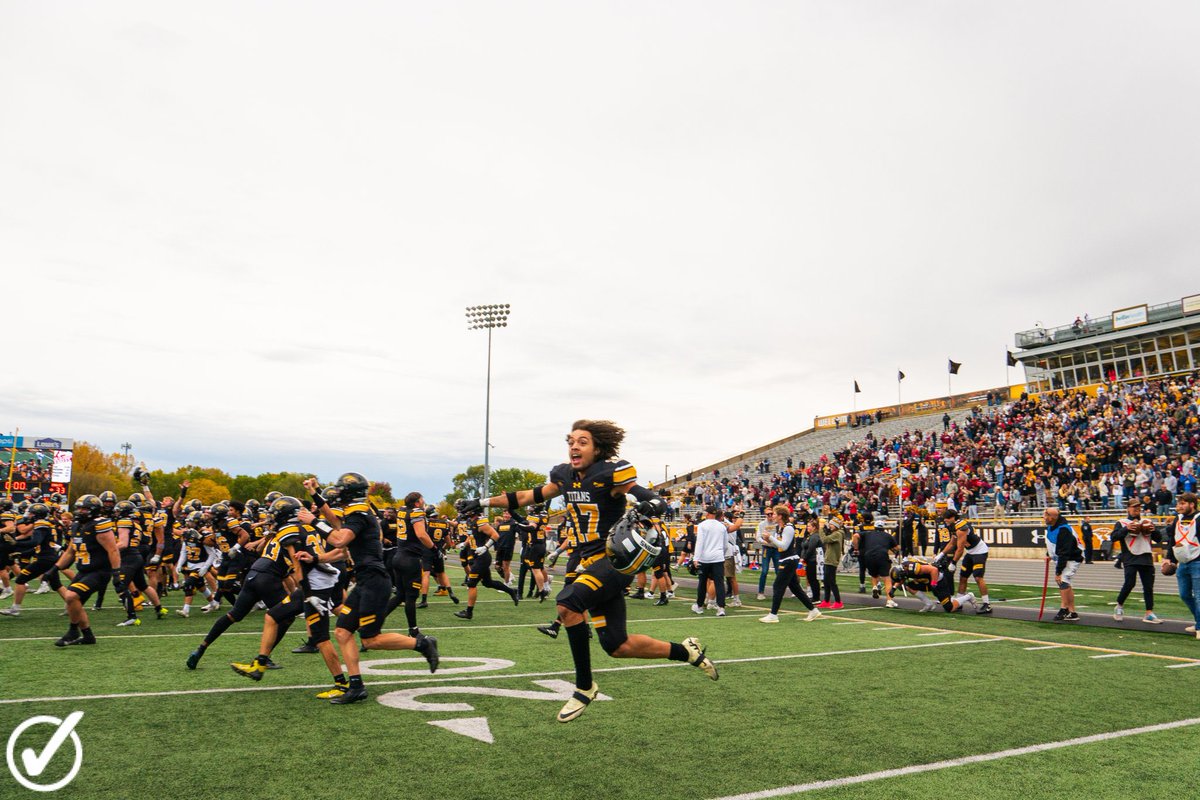 BeauxThyen (@beauxthyen) on Twitter photo After a great conversation with <a href="/joewags46/">Joseph K. Wagner</a> I am excited to say I’ve received an offer from <a href="/UWOFootball/">UW-Oshkosh Football</a>!!Thank you for this opportunity!! <a href="/PeteyBananas/">Peter Jennings</a> <a href="/Crimsonfootball/">Crimsonfootball</a> <a href="/spurrlyman/">Adam Spurrell</a> After a great conversation with <a href="/joewags46/">Joseph K. Wagner</a> I am excited to say I’ve received an offer from <a href="/UWOFootball/">UW-Oshkosh Football</a>!!Thank you for this opportunity!! <a href="/PeteyBananas/">Peter Jennings</a> <a href="/Crimsonfootball/">Crimsonfootball</a> <a href="/spurrlyman/">Adam Spurrell</a>