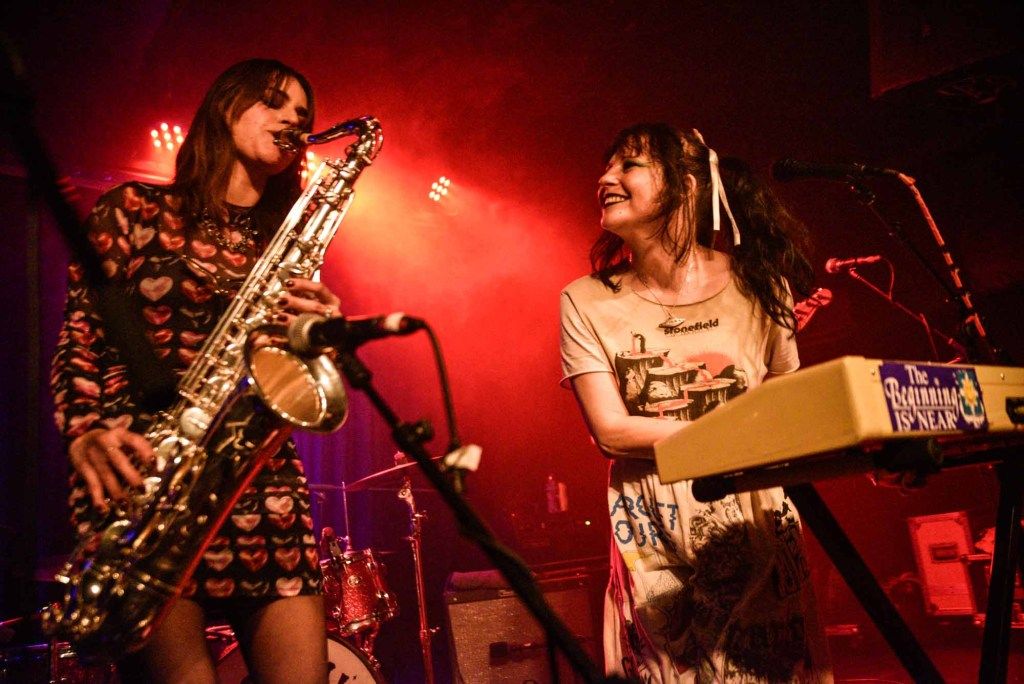 Death Valley Girls and Bella and the Bizarre: live review and photo galleries
 buff.ly/zch12QJ