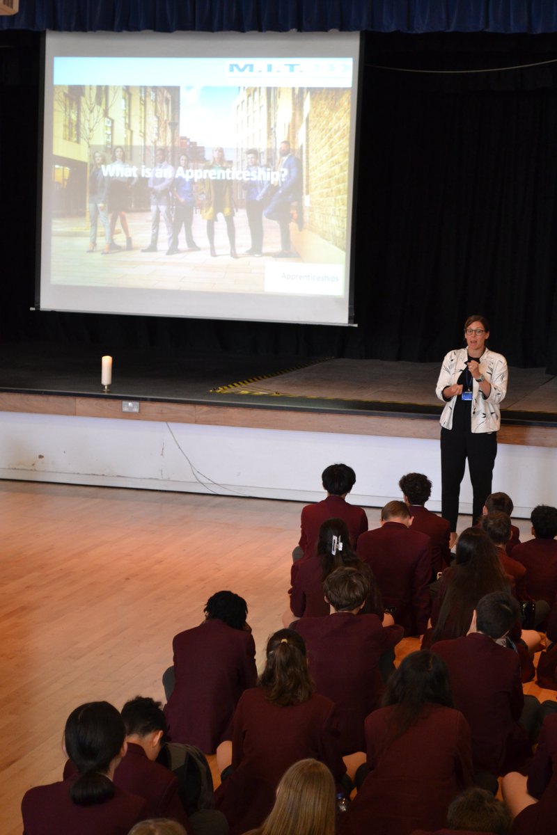 Earlier this week, Mrs O’Farrell gave a presentation to the Year 8 students during their assembly, focusing on apprenticeships. The goal of the presentation was to educate students about what apprenticeships are and the future opportunities these programs can provide. #Careers