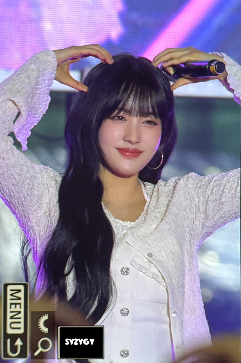 250514 한국항공대학교 축제

#스테이씨 #STAYC #윤 #Yoon #자윤 #심자윤 #ユン