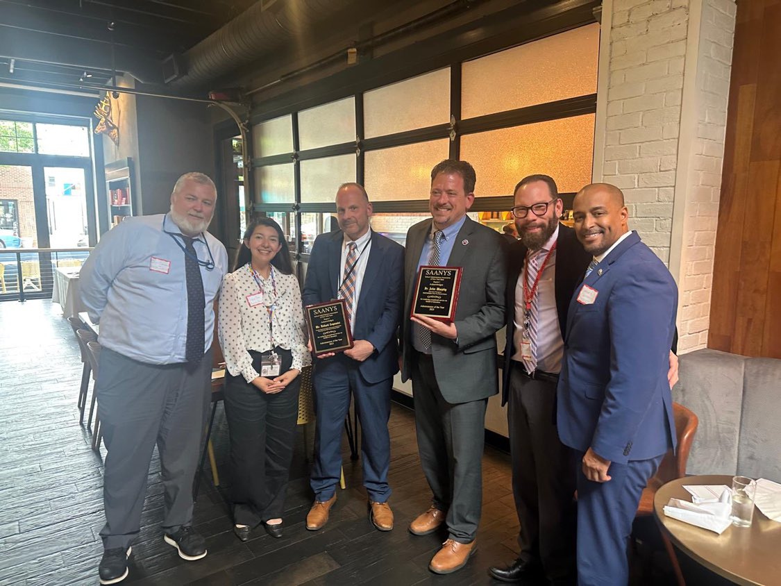 Diane Fox tweet media