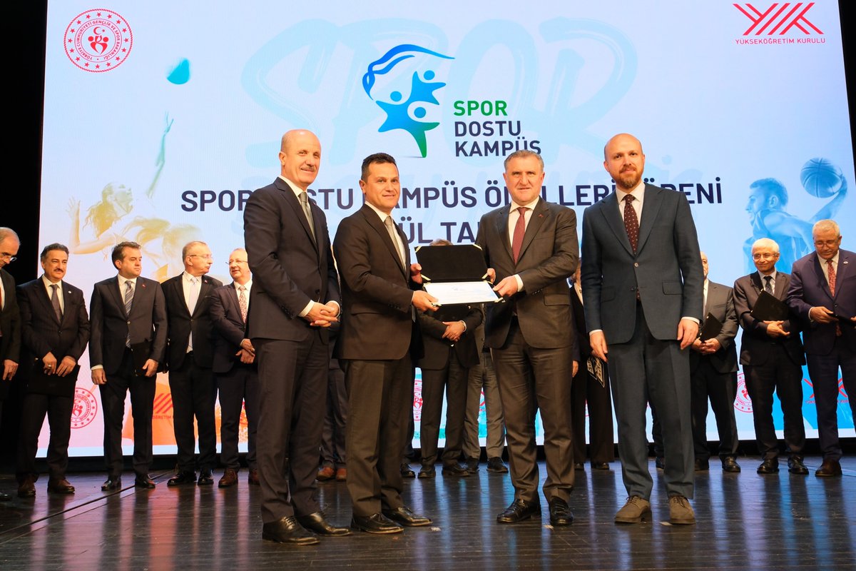 Üniversitemiz, “Spor Dostu Kampüs” unvanını kazandı! 🏅

<a href="/YuksekogretimK/">Yükseköğretim Kurulu (YÖK)</a> ile <a href="/gencliksporbak/">Gençlik ve Spor Bakanlığı 🇹🇷</a> iş birliğinde yürütülen “Spor Dostu Kampüs” projesi kapsamında Üniversitemiz, büyük bir başarıya imza atarak unvanı almaya hak kazandı. 👏

#SporDostuKampüs
