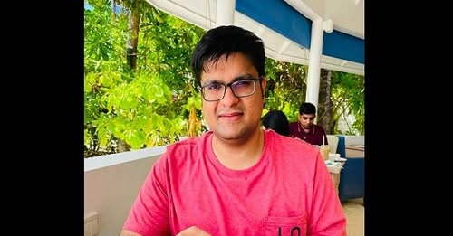 PkrGuru's tweet image. If the poker action wasn't already turned up to eleven on @PokerBaazi, Tuesday brought a fresh jolt of energy. ⚡ A trio of the platform's popular flagships – #TheEndeavourLite, the #BigPLO5, and the ever-dependable #DailyLastChance – each sailed past their guarantees with room