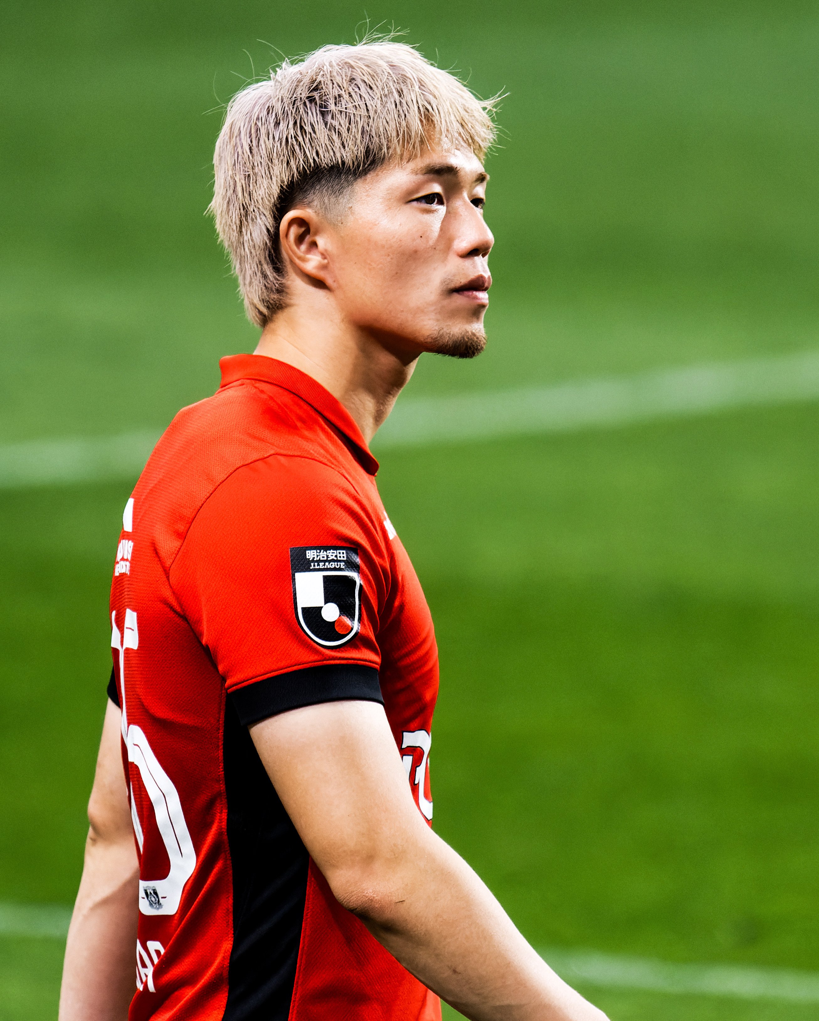 荻原拓也 支給品 サイン入り UEFAパッチ　オーセンティック　ユニフォーム 荻原拓也 支給品 サイン入り UEFAパッチ オーセンティック