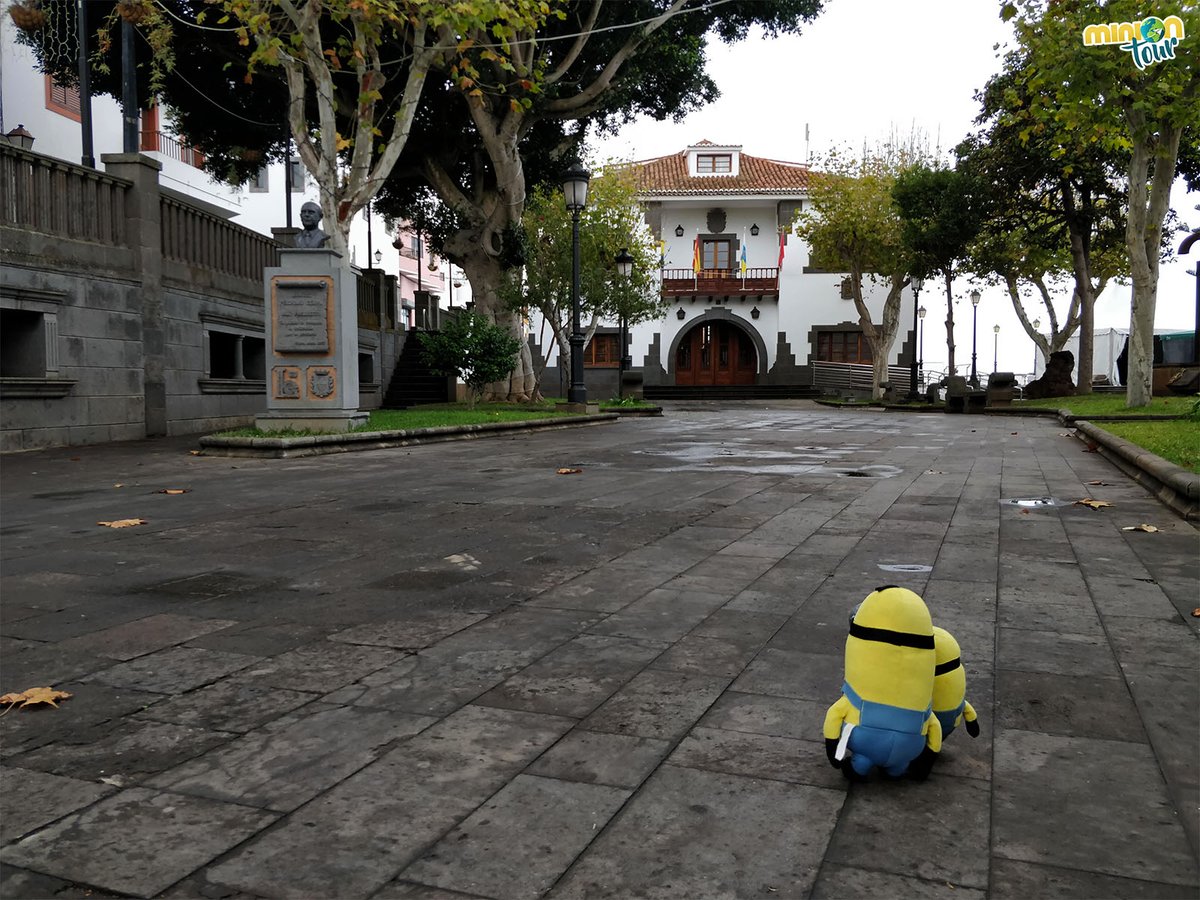 MiniOnTourES's tweet image. En la Plaza de San Roque de #Firgas puedes ver la acequia real 👀. ¿Sabes quién la mandó construir? 🤔 El conquistador Tomás Rodríguez de Palenzuela ⚔️. Te llevamos a este rincón de #GranCanaria
👉 bit.ly/Firgas
@turismogc @GranCanariaCab @GranCanariaTur @AytoFirgas