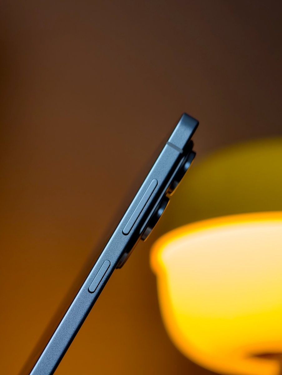 Q9. How light is the #GalaxyS25Edge ?
A. 163 gm
B. 209 gm
#WinGalaxyS25Edge #ILoveGalaxyS25Edge #GalaxyAI