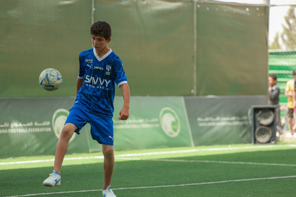 لقطات اليوم الثالث من بطولة <a href="/saudiFF/">الاتحاد السعودي لكرة القدم</a> في مخيم الزعتري 💙👏

#الهلال
<a href="/KSRelief/">مركز الملك سلمان للإغاثة</a> 
 #مركز_الملك_سلمان_للإغاثة