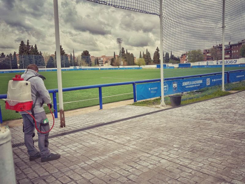 system_pest's tweet photo. Tratamiento en centro deportivo de #Vallecas 

Combinando métodos químicos y físicos, las instalaciones han quedan listas para garantizar que las personas no se encuentran con huéspedes indeseados

#controldeplagas #sanidadambiental #plagas #cucarachas #roedores #desinfección https://t.co/zNa4qhqT67